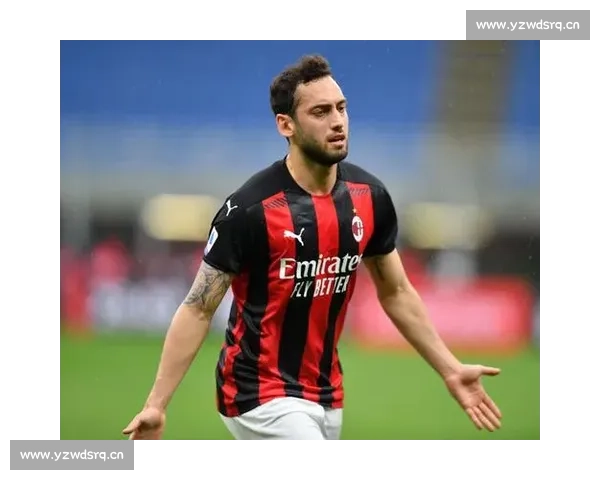 加拉塔萨雷主席澄清:与恰尔汗奥卢的交流纯属偶然,非转会谈判 加拉塔萨雷主席澄清:与恰尔汗奥卢的交流纯属偶然,非转会谈判